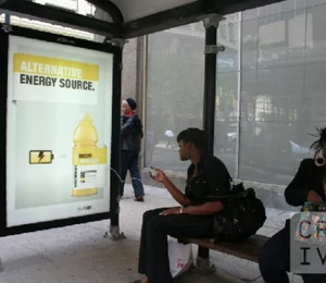 Insolite : une publicité qui recharge votre smartphone